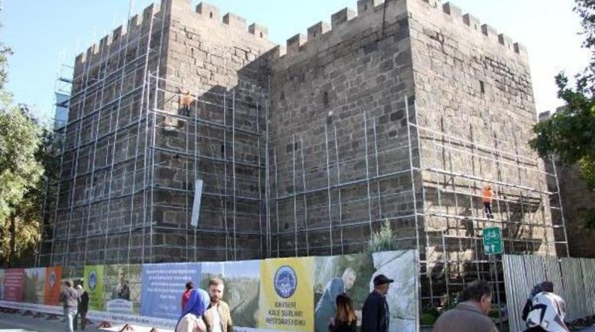 Kale I&ccedil;i K&uuml;lt&uuml;r Merkezi Projesi Devam Ediyor