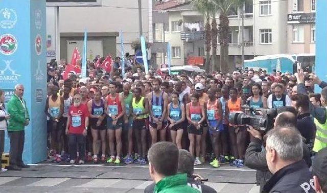 Darıca Uluslararası Yarı Maratonu'nu Etiyopya Ve Kenyalı Atletler Kazandı