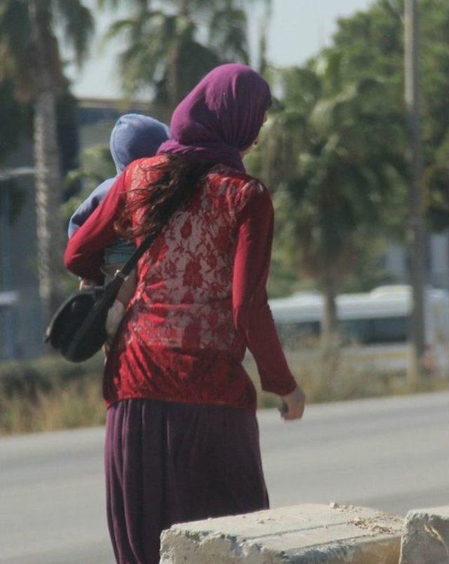 Çocuklarını Kullanarak Dilencilik Yapıyorlar 2