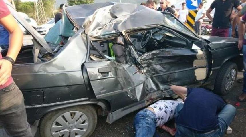 &Ccedil;anakkale'deki Kaza: 1 &Ouml;l&uuml;, 1 Yaralı