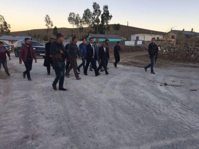 &Ccedil;aldıran&rsquo;da Aşağı &Ccedil;anak Mahallesi Parke Taşı Yoluna Kavuştu 1