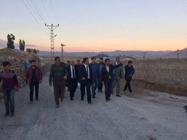 &Ccedil;aldıran&rsquo;da Aşağı &Ccedil;anak Mahallesi Parke Taşı Yoluna Kavuştu 2