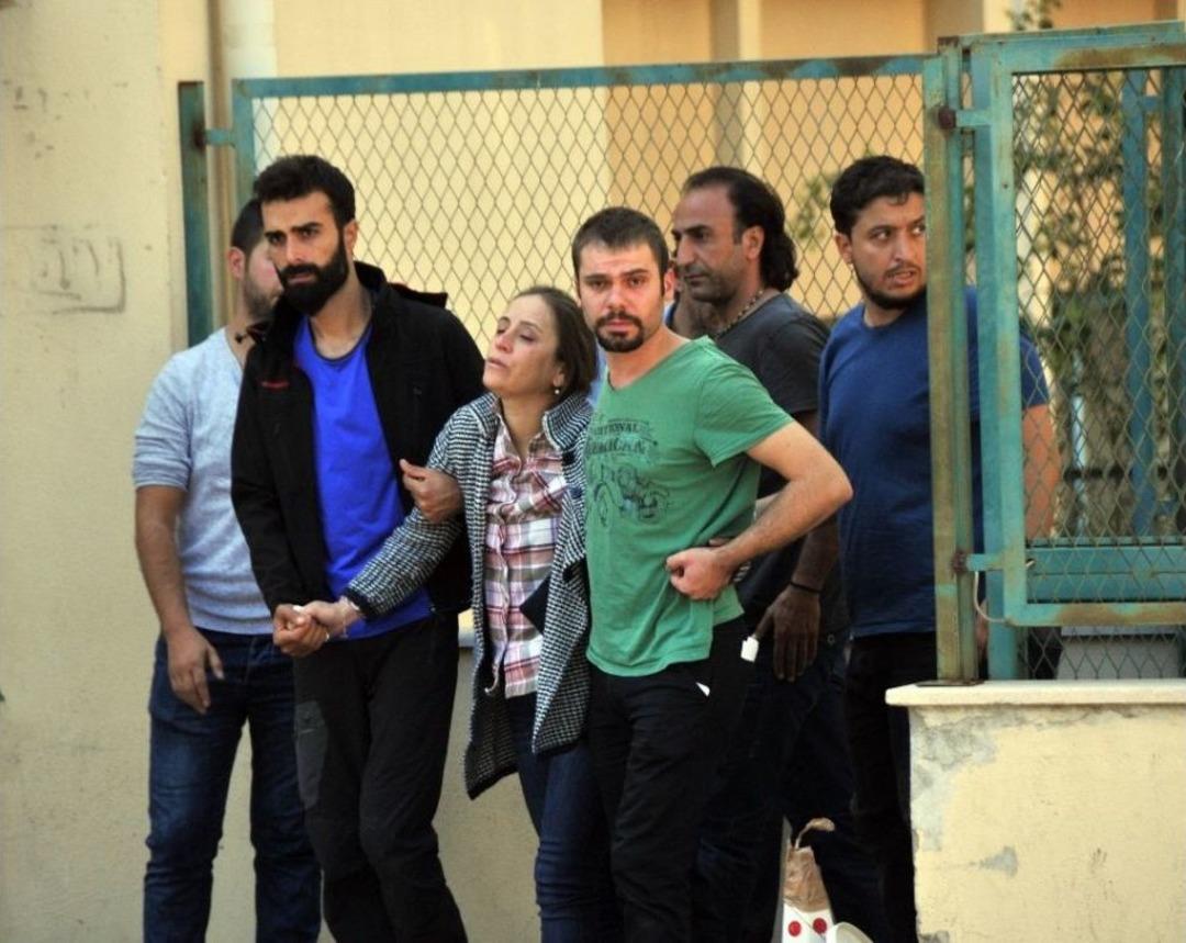 Gen&ccedil; Dağcının Anne Ve Babası Cenaze Alınırken Ayakta Durmakta Zorlandı