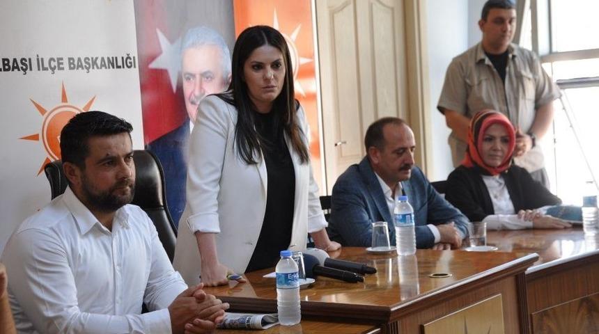 &Ccedil;alışma Ve Sosyal G&uuml;venlik Bakanı Sarıeroğlu&rsquo;ndan Birlik Mesajı