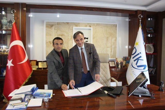 Dika Ve Bik&rsquo;ten &ldquo;mizanpaj Ve Haber Teknikleri&rdquo; Eğitimi 2