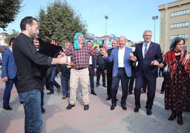 Sultangazi 2. Hamsi Festivali’nde 3 Ton Hamsi Dağıtıldı 3