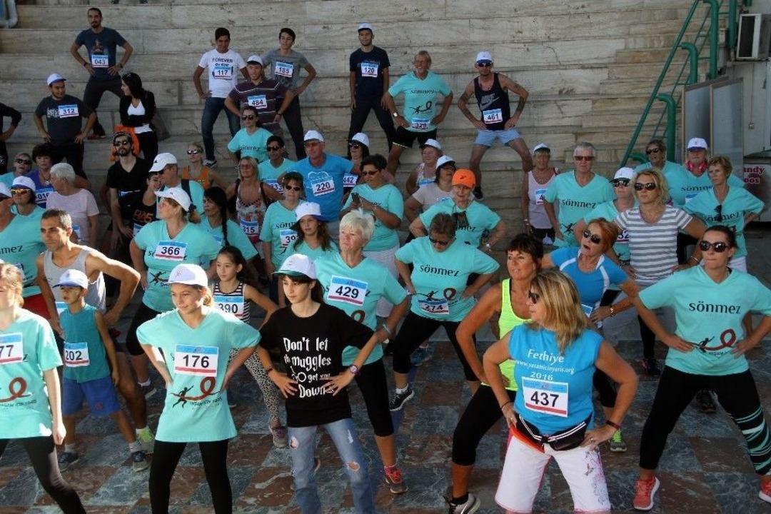 İngilizler Kanser Hastaları İ&ccedil;in Koştu