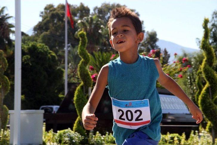 İngilizler Kanser Hastaları İçin Koştu G4