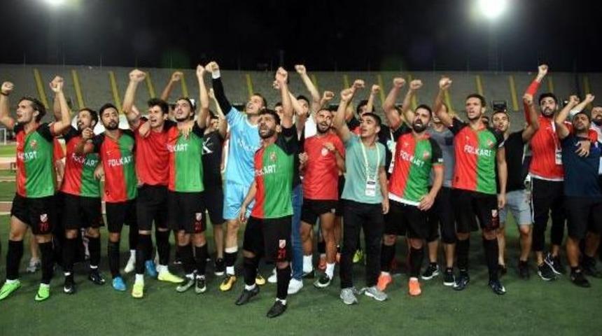 Karşıyaka 'yarışta Ben De Varım' Dedi