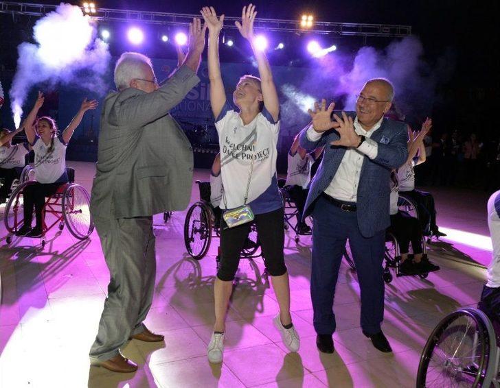 1. Mersin Uluslararası Engelsiz Sanat Festivali, Renkli Görüntülerle Sürüyor G2