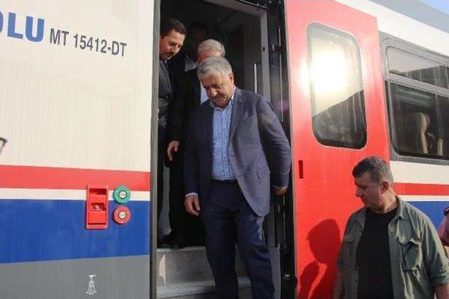 Bakan Arslan: Cumhurbaşkanımız Binlerce Kilometre Ötede De Olsa Mazluma Sahip Çıkıyor (2)