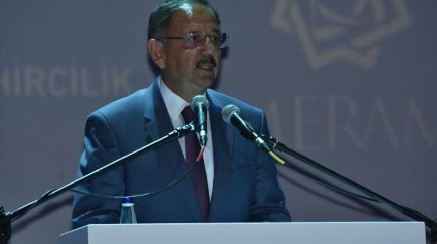 Bakan &Ouml;zhaseki: Hepimizi Korkutan İstanbul I&ccedil;in Deprem Ger&ccedil;eği Var