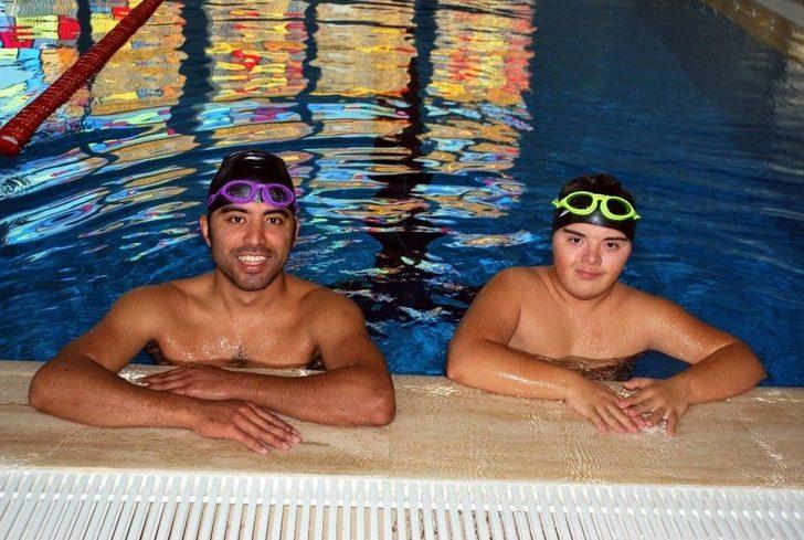 Manisa’da Engeller Kulaç Atarak Aşılıyor G3