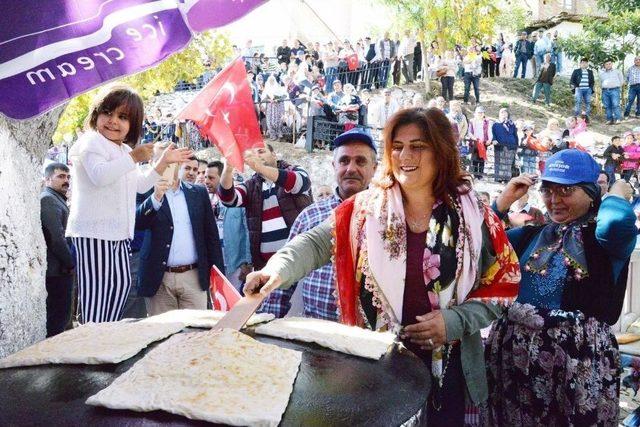 Başkan &Ccedil;er&ccedil;ioğlu Tarihi Kavaklı K&ouml;y Pazarını A&ccedil;tı 2