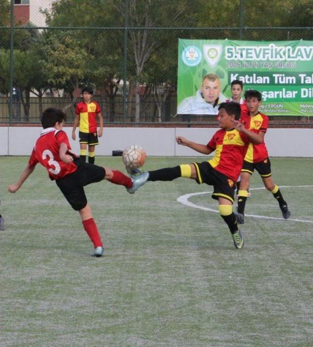 Tevfik Lav’ın Adı Yaşatılıyor