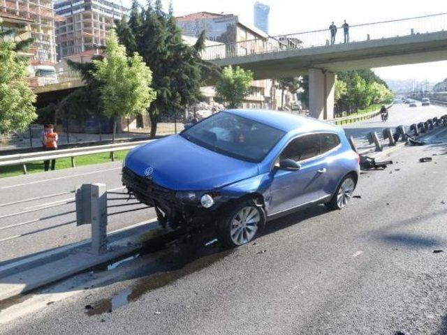 Metrob&uuml;s Yollarına Yeni Bariyerler Yerleştirme &Ccedil;alışmalarında Sona Yaklaşıldı 1