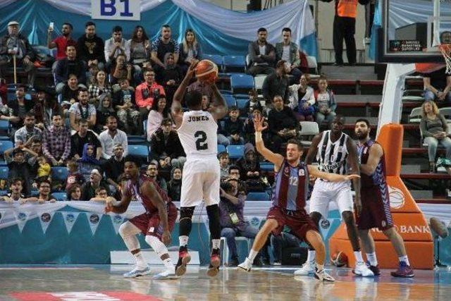 Sakarya Büyükşehir-Trabzonspor: 87-82