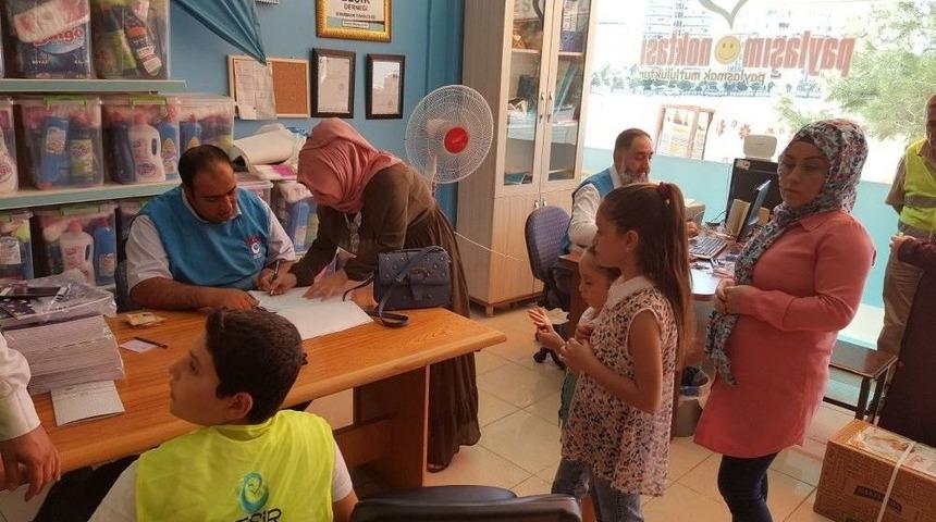 Beşir Derneği&rsquo;nden 200 Aileye Yardım