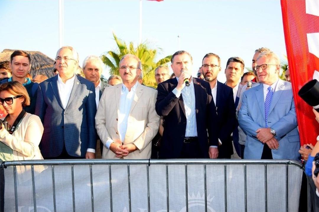 Antalya, Gloria Ironman 70.3 Turkey İ&ccedil;in Binlerce Sporsevere Ev Sahipliği Yaptı