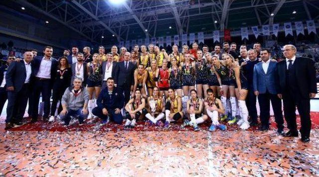 Spor Toto Kadınlar Şampiyonlar Kupası Vakıfbank'ın Oldu