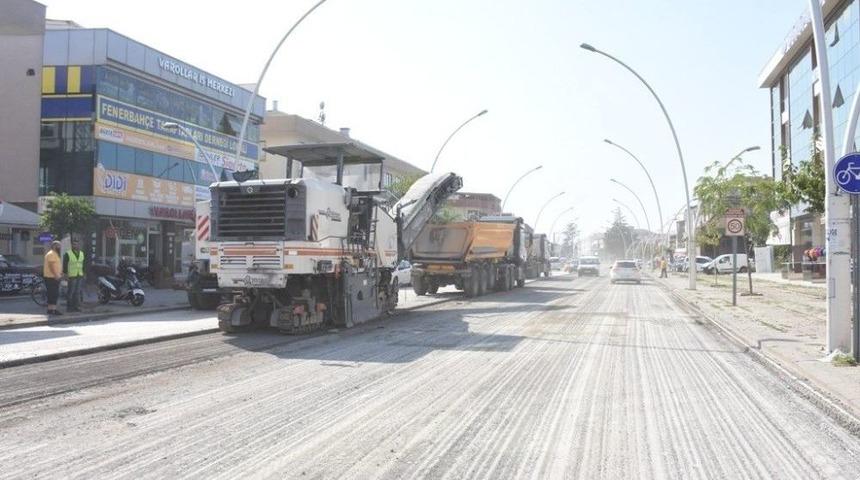 Asfaltlamaya Hız Verildi