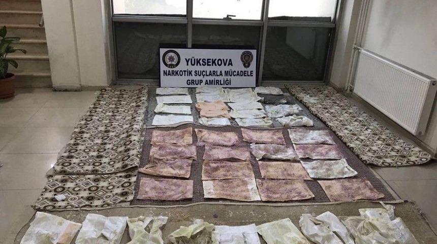Kargo Aracında 14 Kilo 795 Gram Eroin Ele Ge&ccedil;irildi