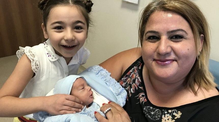 Her Şey &lsquo;d&uuml;nyam&rsquo; İ&ccedil;in