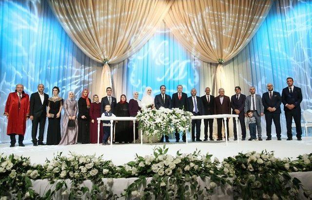 Cumhurbaşkanı Erdoğan Ve Başbakan Yıldırım Metin Kaptanoğlu’nun Nikah Şahidi Oldu