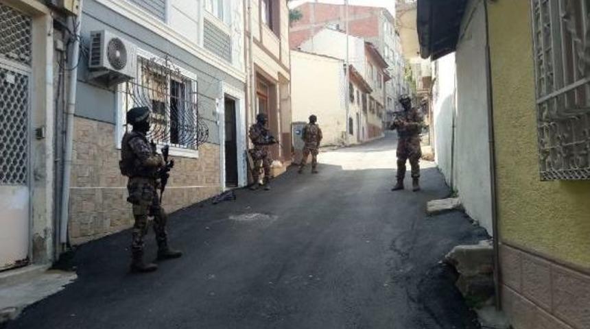 Bursa'da Eş Zamanlı Uyuşturucu Operasyonu