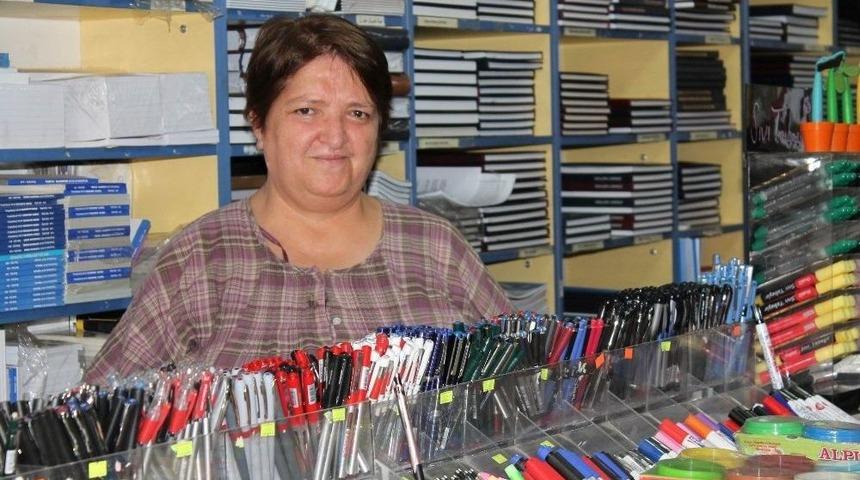 Kırtasiyeciler Zincir Marketlere Tepkili