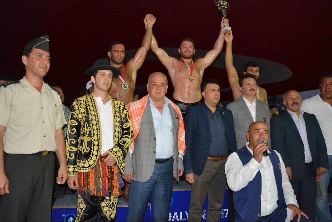 Dalyan&rsquo;da Başpehlivan İsmail Balaban