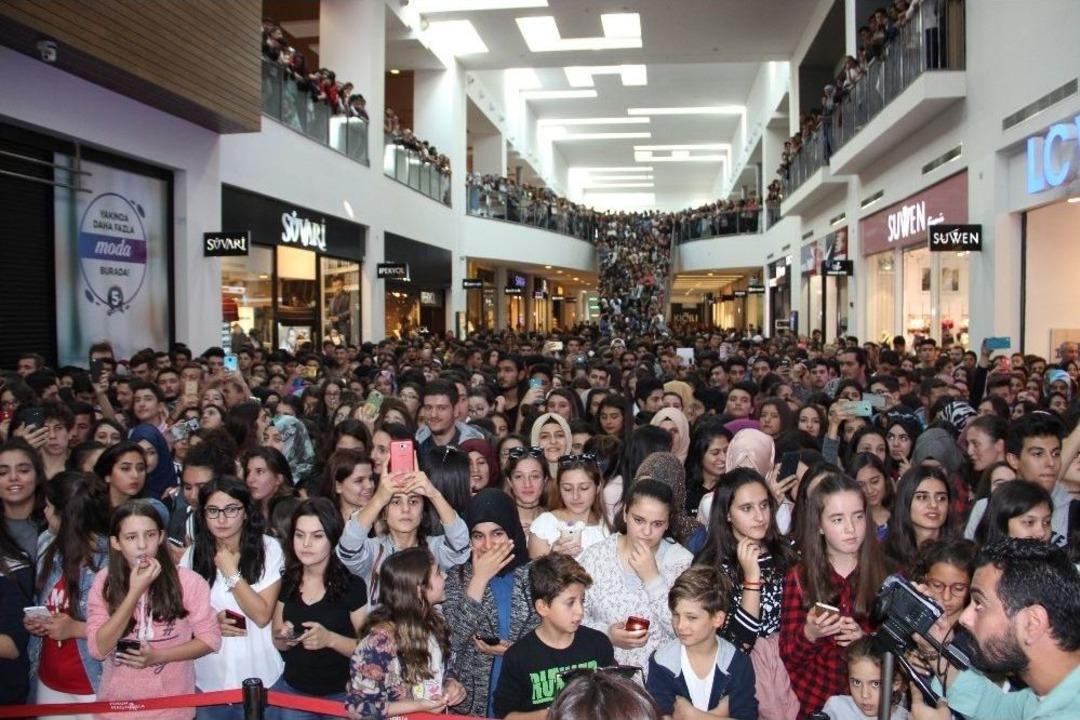 Manisa&rsquo;da Oğuzhan Ko&ccedil; Ve Ferman Akg&uuml;l R&uuml;zgarı