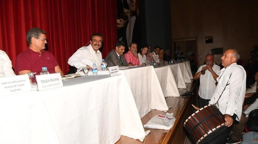 Başkan &Ccedil;etin&rsquo;e Davul Zurnalı Teşekk&uuml;r