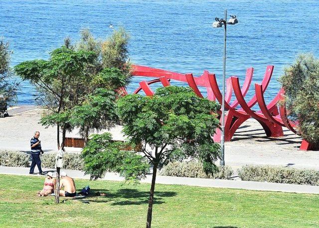 İzmir’in Göbeğinde Güneşlenme Keyfi 1