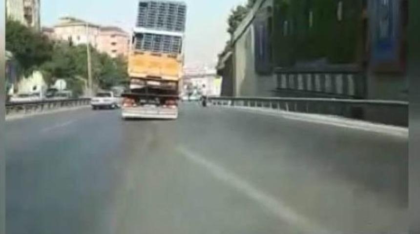 &nbsp; D-100'de Tehlike Sa&ccedil;arak B&ouml;yle Ilerledi