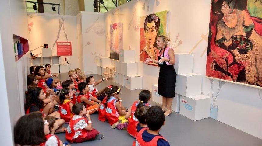 &Uuml;lker &Ccedil;ocuk Sanat At&ouml;lyesi Contemporary İstanbul&rsquo;da