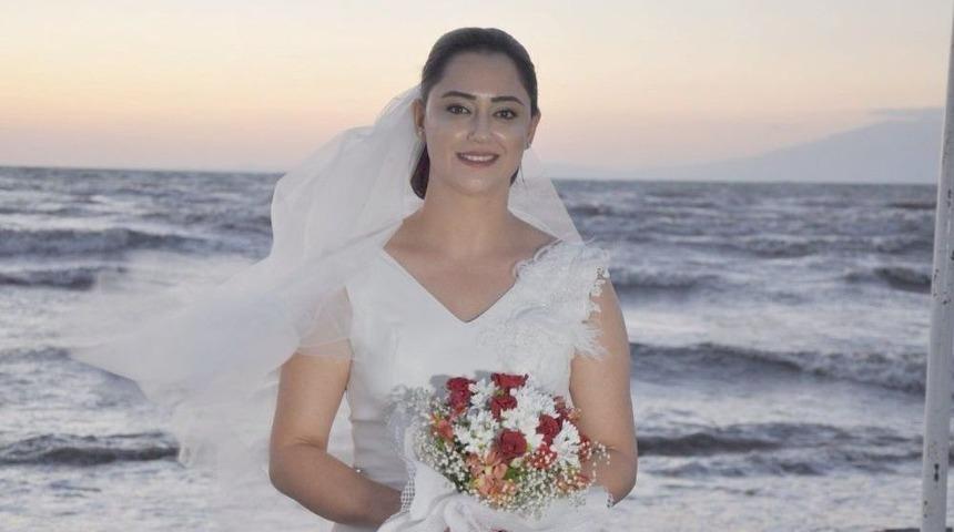 Eğitimci Ailenin Kızı Van&rsquo;da D&uuml;nya Evine Girdi