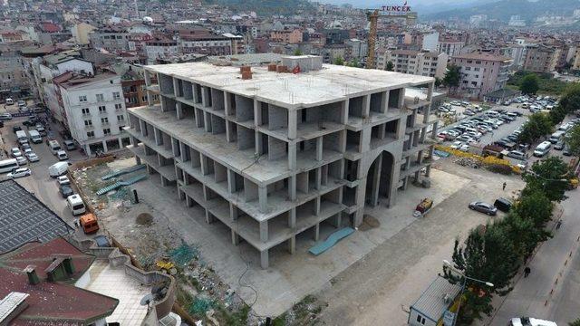 Yeni Belediye Binasında 12 Dükkanın İkinci İhalesi Gerçekleşecek