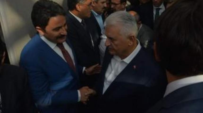 Başbakan Yıldırım, Belediye Başkanları İle Bir Toplantı Yaptı