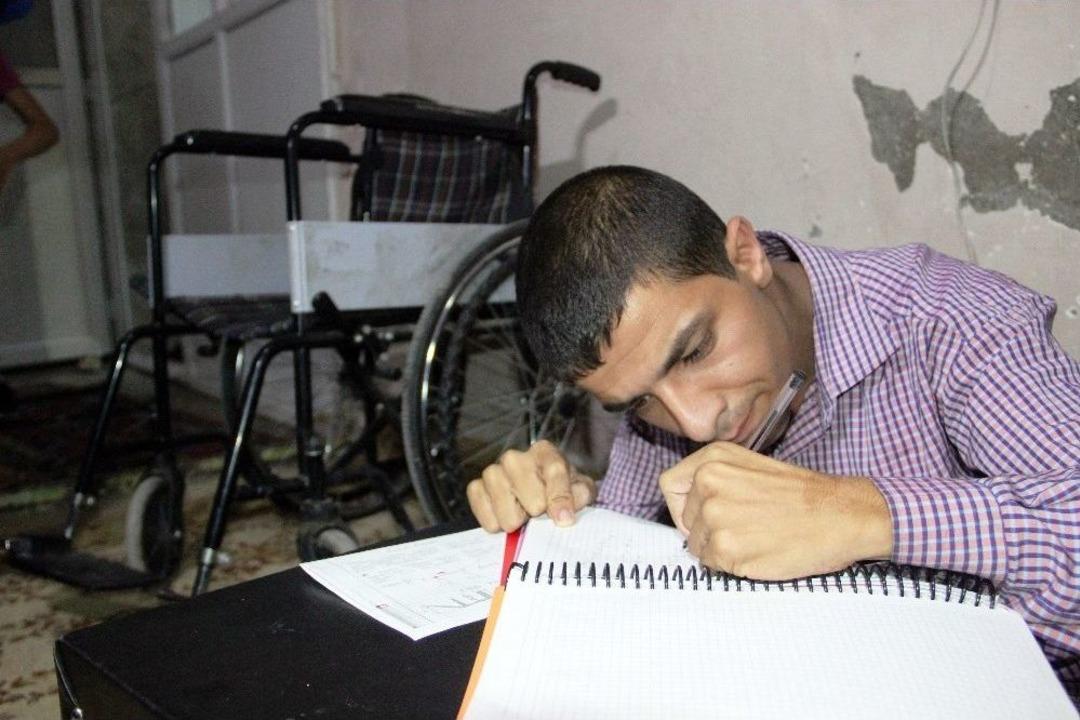 (&ouml;zel Haber) Engelleri Aşan Lise &Ouml;ğrencisi Servisleri Aşamadı