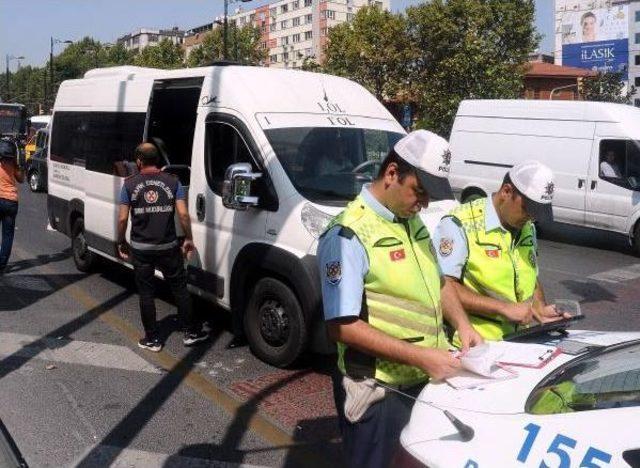 Okul Servisi S&uuml;r&uuml;c&uuml;s&uuml; Ehliyetsiz &Ccedil;ıktı 1