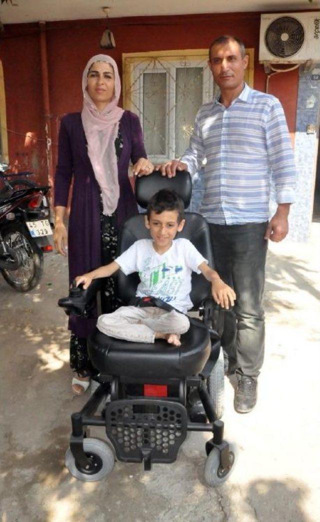9 Yaşındaki Hakan a, Çalınanın Yerine Akülü Tekerlekli Sandalye 1