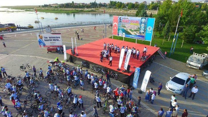 Pedallar, Beyşehir Gölü Etrafında Çevrildi G1