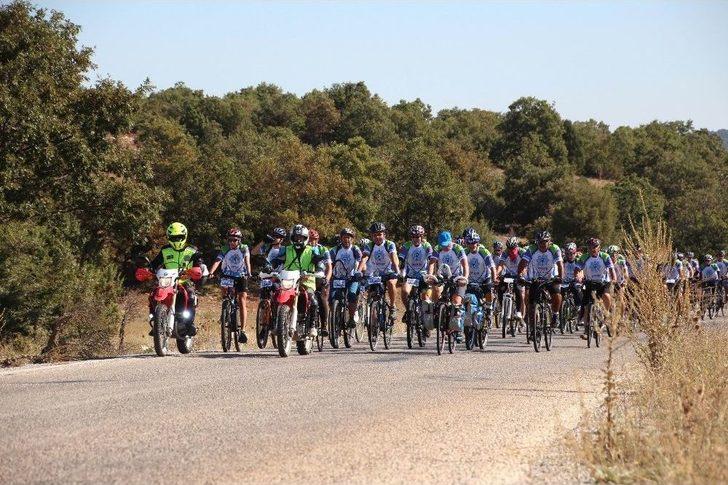 Pedallar, Beyşehir Gölü Etrafında Çevrildi G3