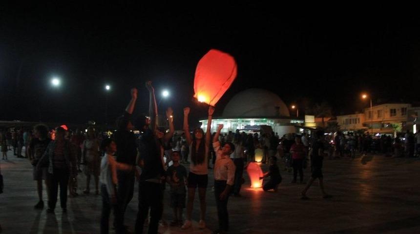 Gadir Hum Bayramı’nın Resmi Tatil Olması İçin Dilek Feneri Uçurdular