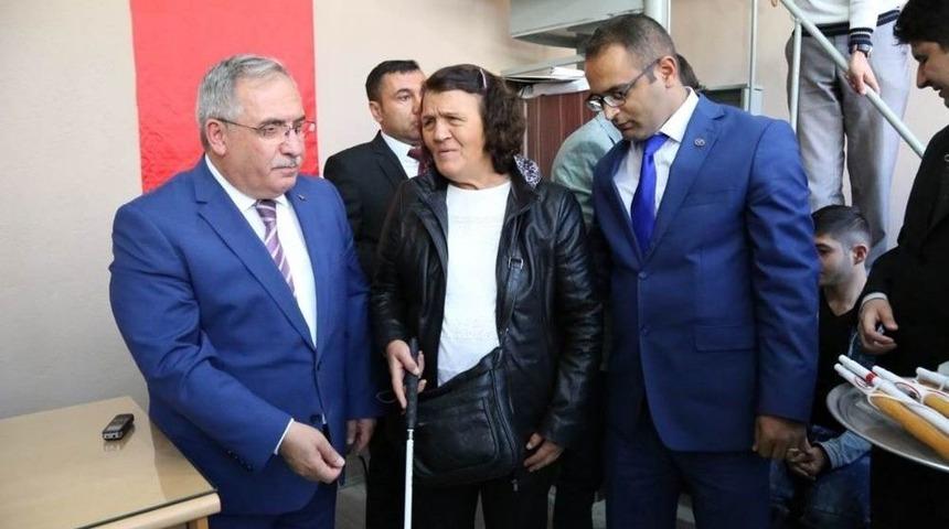 Engellilerin &rsquo;d&uuml;nya Beyaz Baston Ve G&uuml;venlik G&uuml;n&uuml;&rsquo;n&uuml; Kutladı