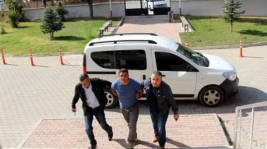 Cezaevi Firarisi Bir Kilometre Ka&ccedil;amadan Yakalandı