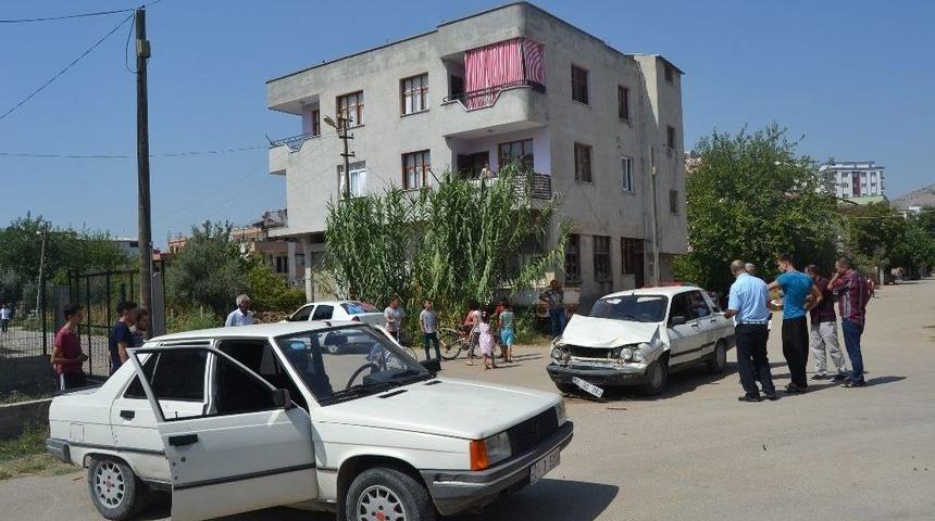 Kozan&rsquo;da Trafik Kazası: 1 Yaralı