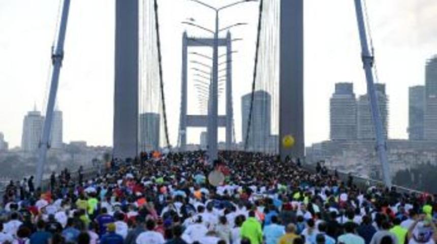 İstanbul Maratonunda 111 &Uuml;lkeden 4 Bin 500 &Ccedil;ipli Sporcu Koşacak