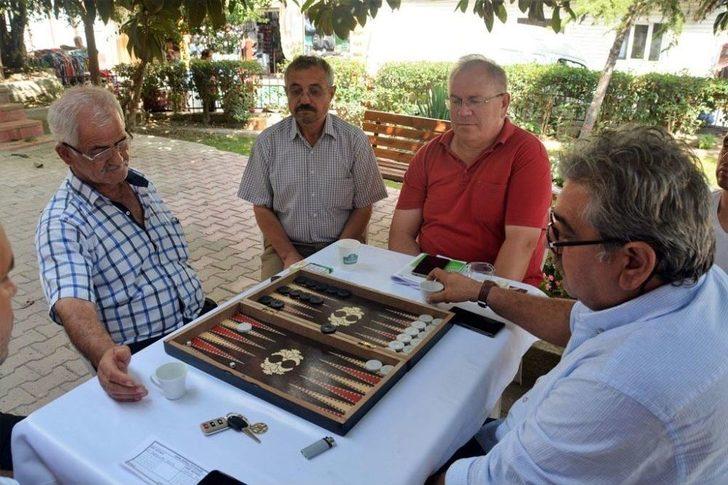 Rodostomars Tavla Turnuvası’nda Ödüller Sahiplerini Buldu G1